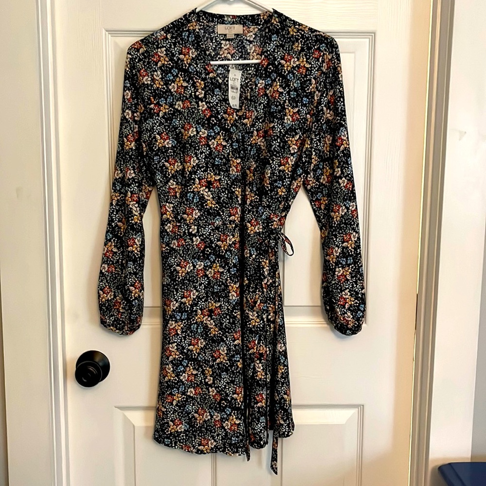 Floral Wrap Dress 6P NWT